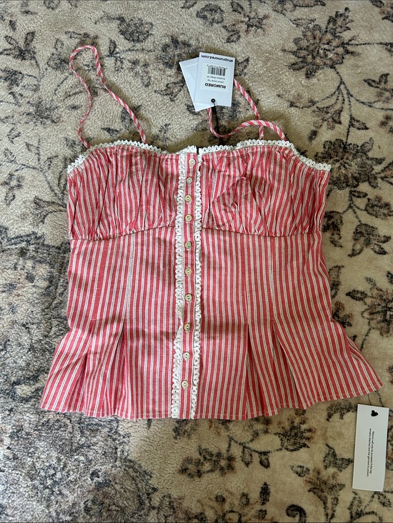 Rumored Tops - NWT! Rumored Lemon Grove top